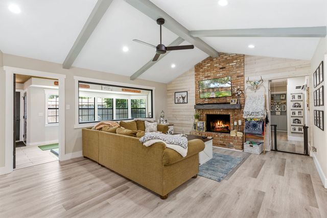 4014 Kerr Circle, Farmers Branch, TX 75244