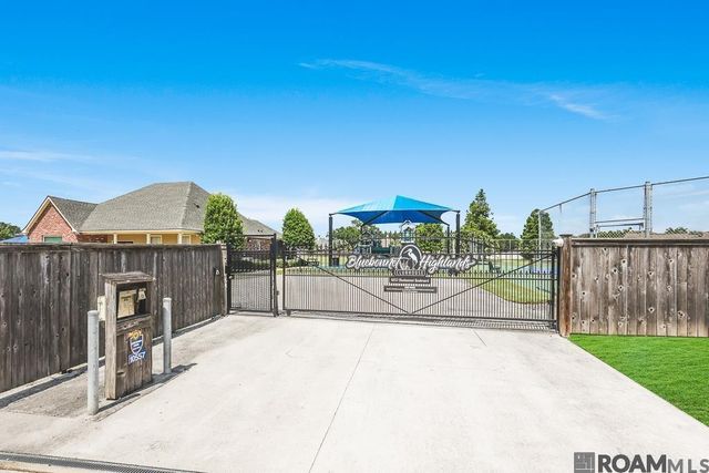10526 Springbrook Ave, Baton Rouge, LA 70810