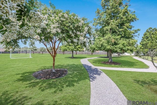 10526 Springbrook Ave, Baton Rouge, LA 70810