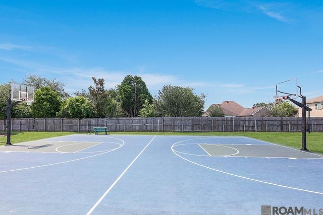 10526 Springbrook Ave, Baton Rouge, LA 70810