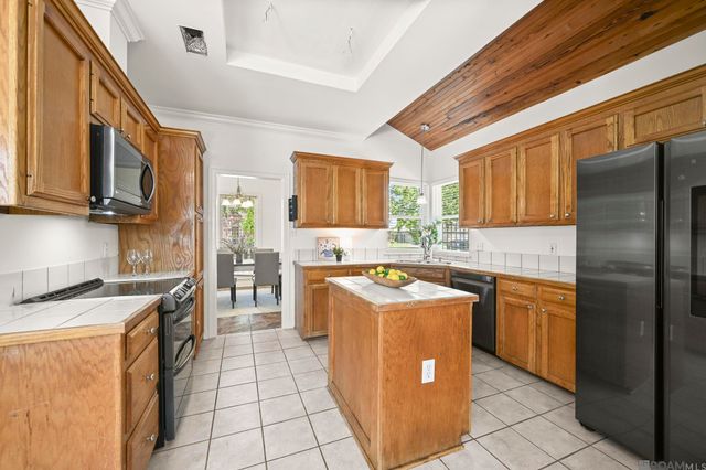10526 Springbrook Ave, Baton Rouge, LA 70810