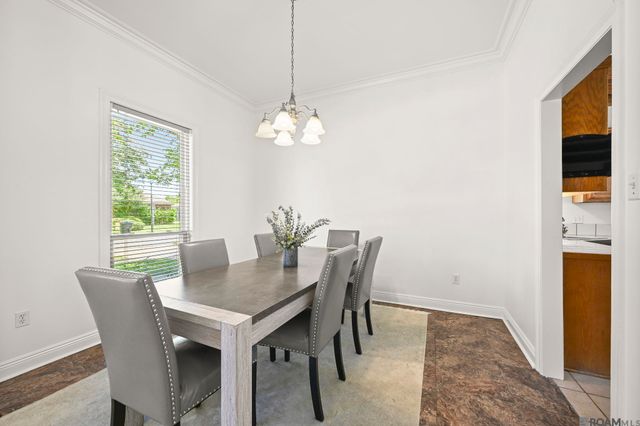 10526 Springbrook Ave, Baton Rouge, LA 70810