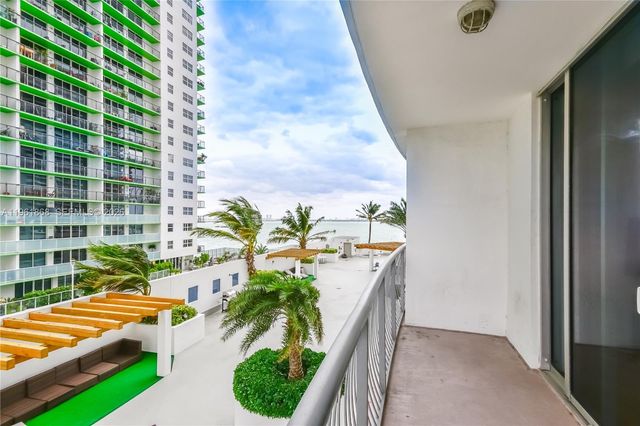 1750 N Bayshore Dr 1211, Miami, FL 33132