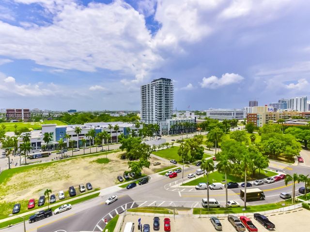 1750 N Bayshore Dr 1211, Miami, FL 33132