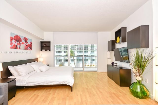 1750 N Bayshore Dr 1211, Miami, FL 33132