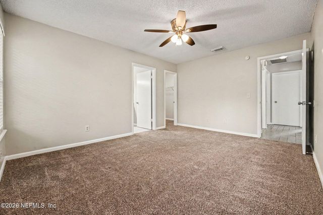924 ARIES Road W, Jacksonville, FL 32216