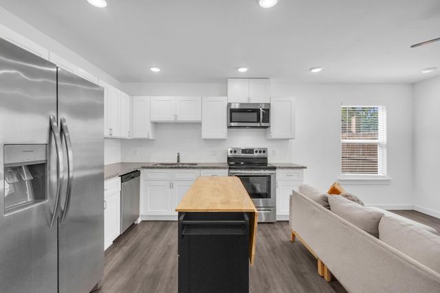8124 Sterlingshire Street A, Houston, TX 77078