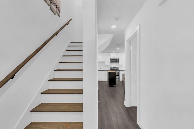 8124 Sterlingshire Street A, Houston, TX 77078