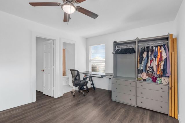 8124 Sterlingshire Street A, Houston, TX 77078