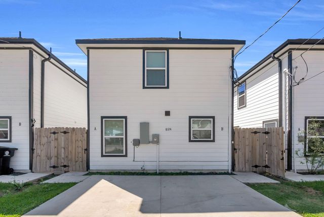 8124 Sterlingshire Street A, Houston, TX 77078