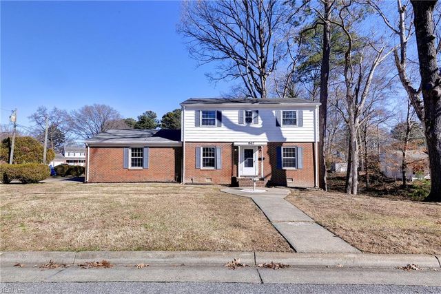862 Moyer RD, Newport News, VA 23608