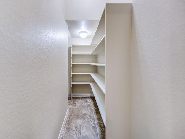 2920 Peyton Brook Drive, Fort Worth, TX 76137