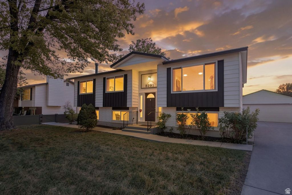 3291 W HECTOR DR, West Valley City, UT 84119 — exterior