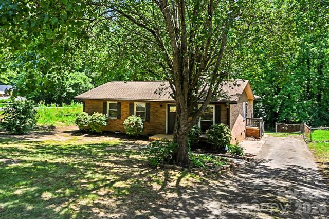 1126 Claremont Road, Charlotte, NC 28214