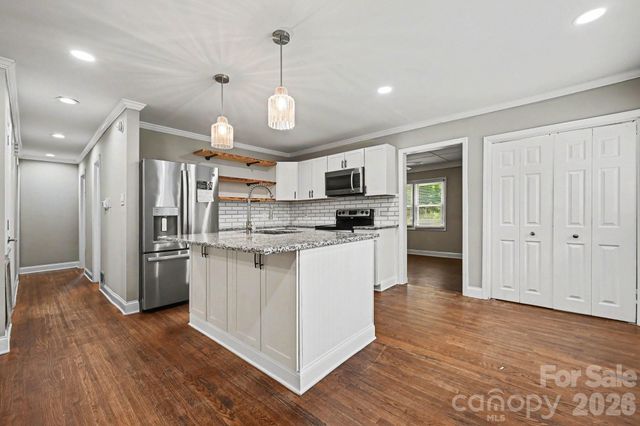 1126 Claremont Road, Charlotte, NC 28214