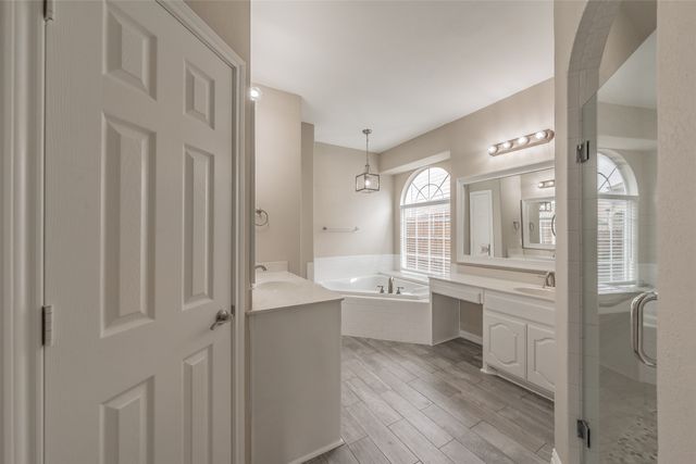 11840 Balta Drive, Fort Worth, TX 76244