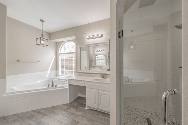 11840 Balta Drive, Fort Worth, TX 76244