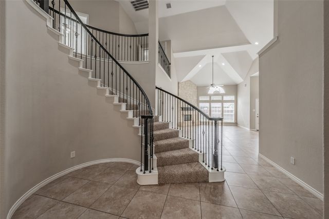 11840 Balta Drive, Fort Worth, TX 76244