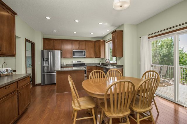 2292 Cottage Grove Ridge, Woodbury, MN 55129