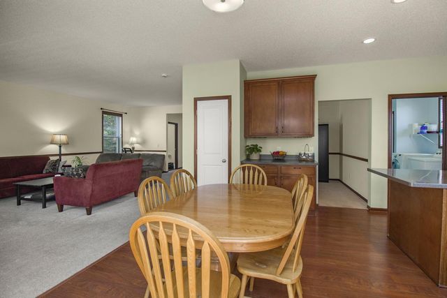 2292 Cottage Grove Ridge, Woodbury, MN 55129