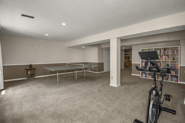 2292 Cottage Grove Ridge, Woodbury, MN 55129