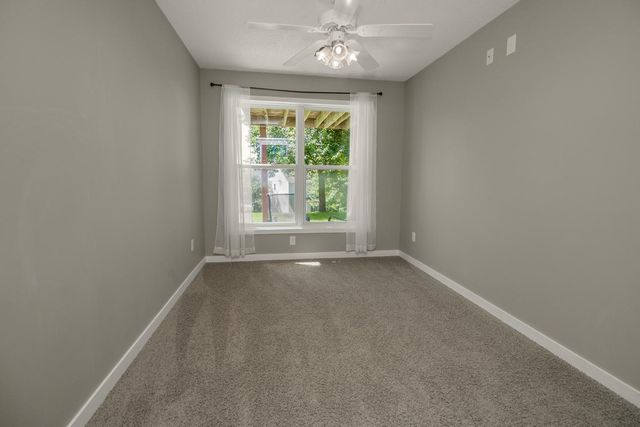 2292 Cottage Grove Ridge, Woodbury, MN 55129