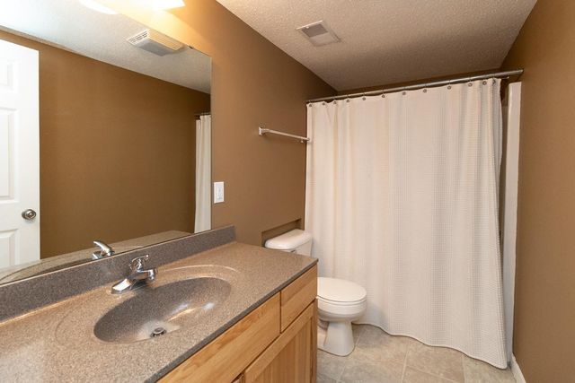 2292 Cottage Grove Ridge, Woodbury, MN 55129