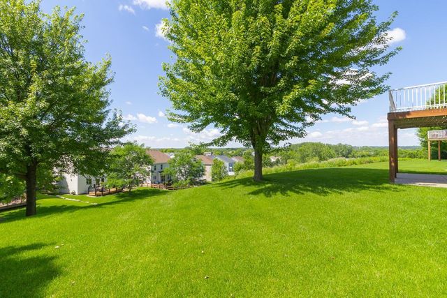 2292 Cottage Grove Ridge, Woodbury, MN 55129