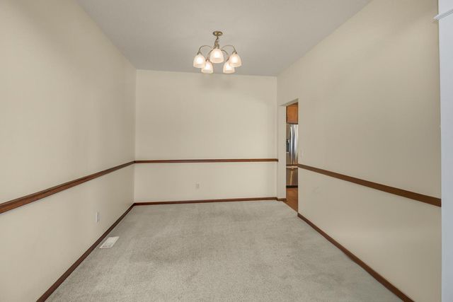 2292 Cottage Grove Ridge, Woodbury, MN 55129