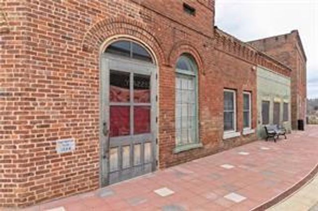 324 Cavalier SE Lane, Acworth, GA 30102