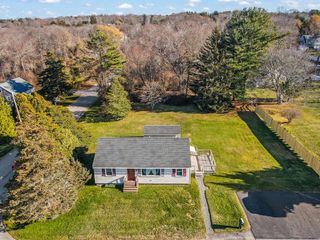 8 Starboard Avenue, Jamestown, RI 02835