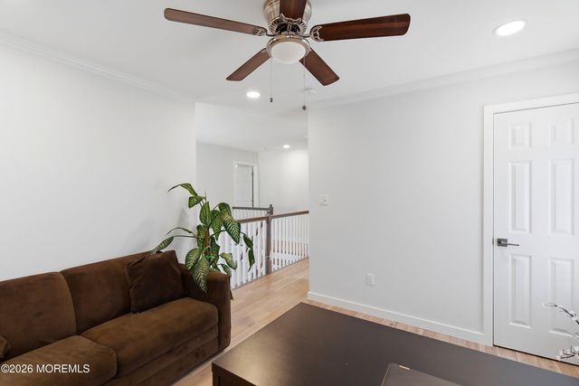 19 W Dolphin Circle W, Bayville, NJ 08721