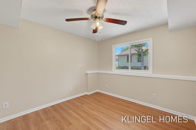 3322 Germaine Road, Roosevelt Park City, MI 49441