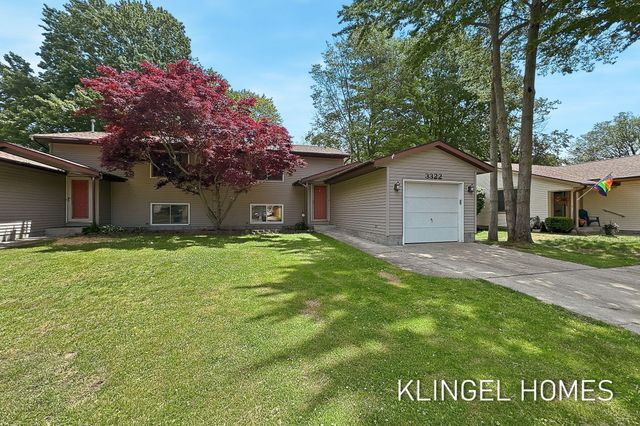 3322 Germaine Road, Roosevelt Park City, MI 49441