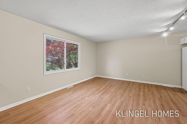 3322 Germaine Road, Roosevelt Park City, MI 49441