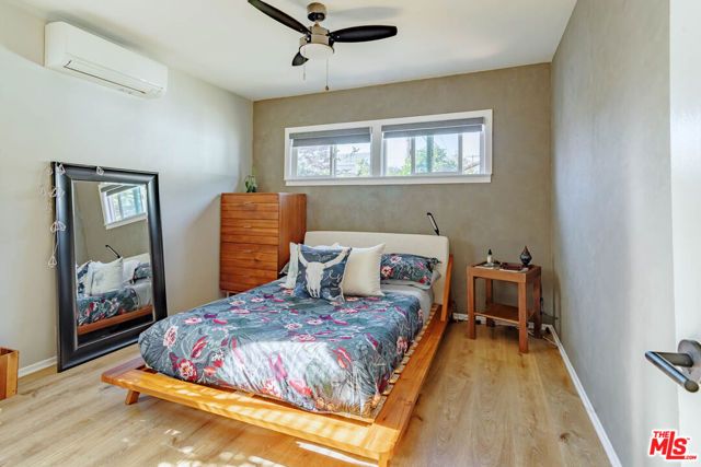 5541 E Mezzanine Way, Long Beach, CA 90808