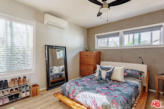 5541 E Mezzanine Way, Long Beach, CA 90808