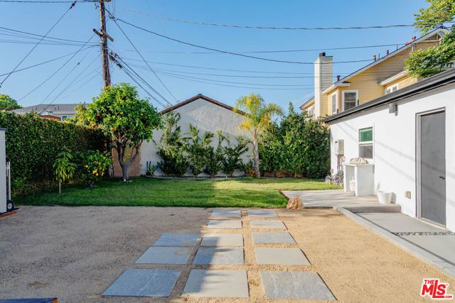 5541 E Mezzanine Way, Long Beach, CA 90808