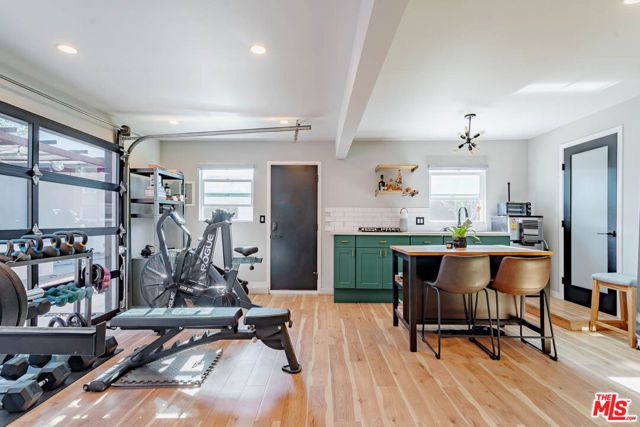 5541 E Mezzanine Way, Long Beach, CA 90808