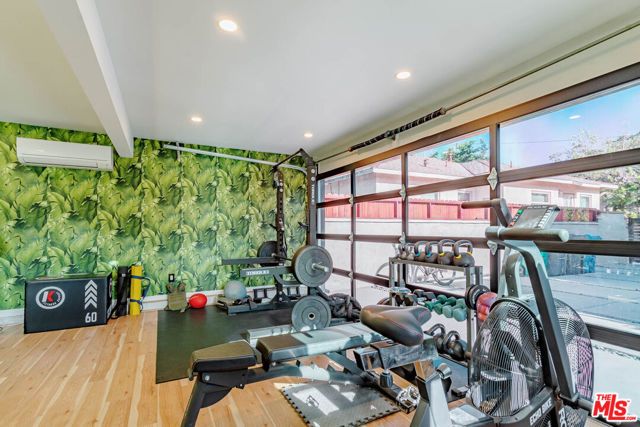 5541 E Mezzanine Way, Long Beach, CA 90808