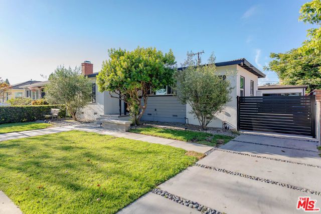 5541 E Mezzanine Way, Long Beach, CA 90808