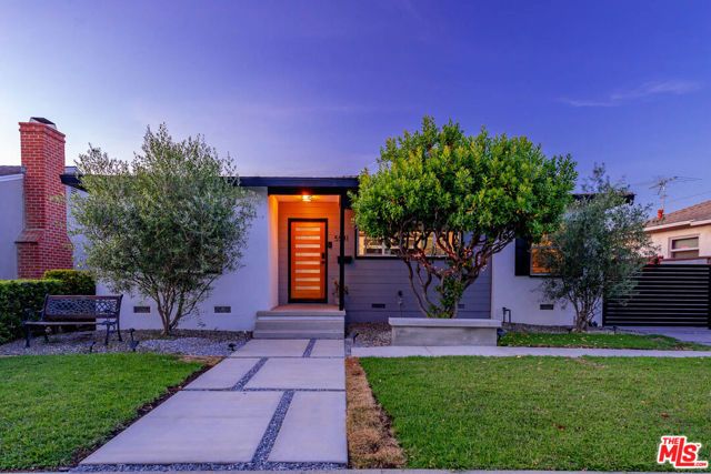 5541 E Mezzanine Way, Long Beach, CA 90808