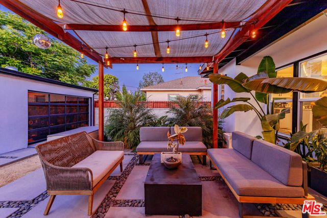 5541 E Mezzanine Way, Long Beach, CA 90808