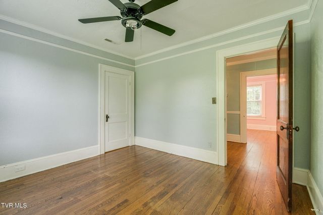 808 Holly Avenue, Erwin, TN 37650