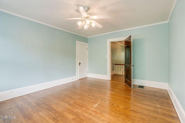808 Holly Avenue, Erwin, TN 37650
