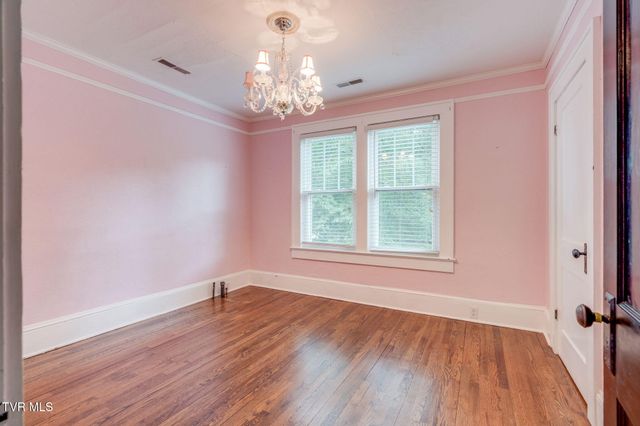 808 Holly Avenue, Erwin, TN 37650