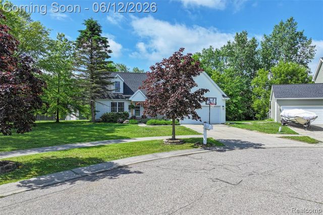 1177 Emerald Forest Lane, Davison, MI 48423