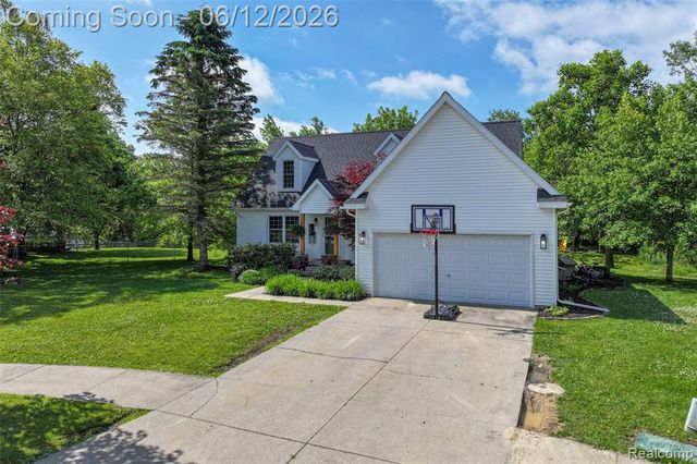 1177 Emerald Forest Lane, Davison, MI 48423