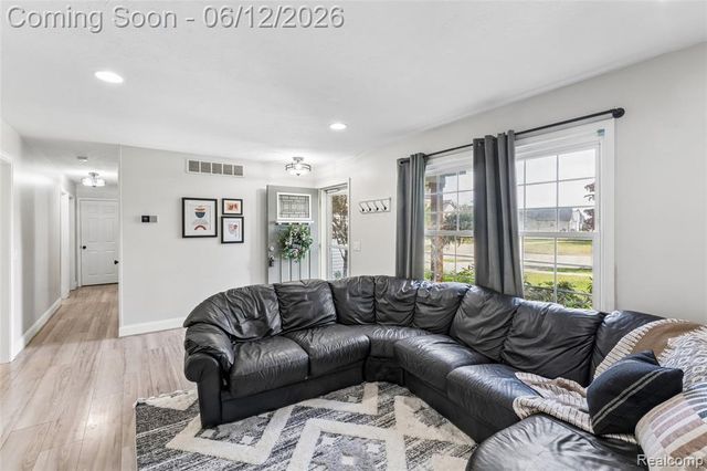 1177 Emerald Forest Lane, Davison, MI 48423