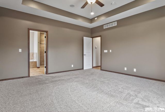 7121 Lilee Lane, Lincoln, NE 68516